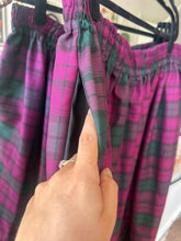 Load image into Gallery viewer, Ruffle Hem Midi Skirt XL - Edith Fabric &amp; Internal Pockets
