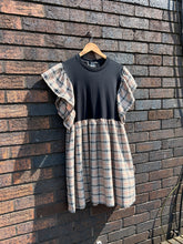 Load image into Gallery viewer, Ruffle Tee Smock Dress - Size S (Faulty)
