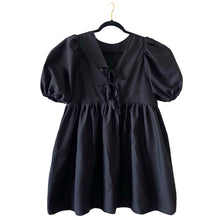 Load image into Gallery viewer, Black Bow Fastening Reversible Puff Sleeve Smock Dress
